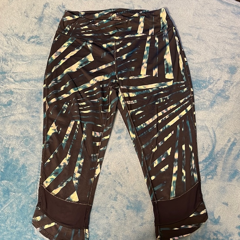 Two Gear Medium Athletic Capris